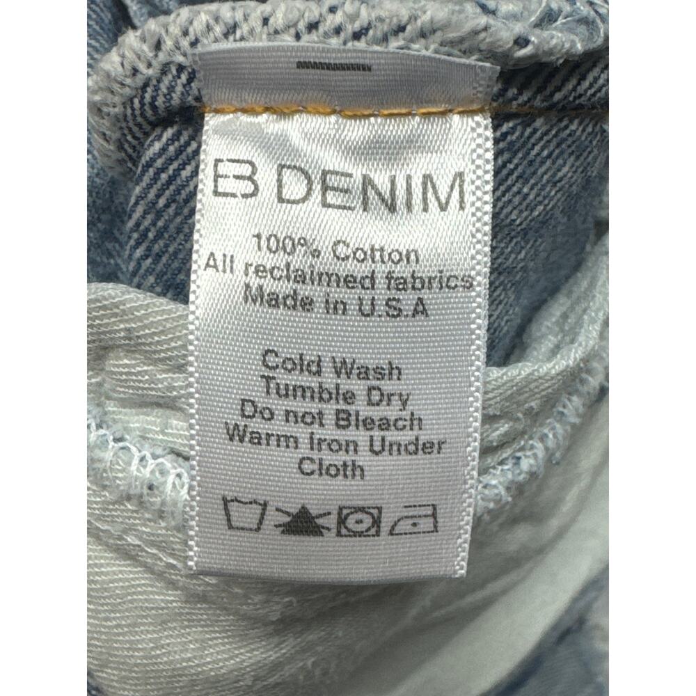 EB Denim Women's Reconstructed Vintage Levi's Denim Shorts - Size 24 - Picture 6 of 6